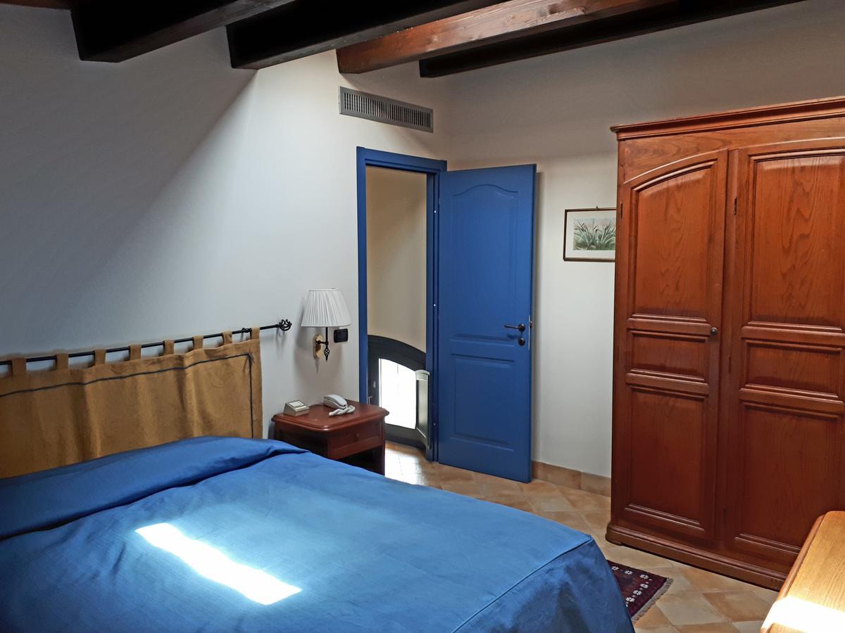 Hotel Relais Angimbe Calatafimi Luaran gambar